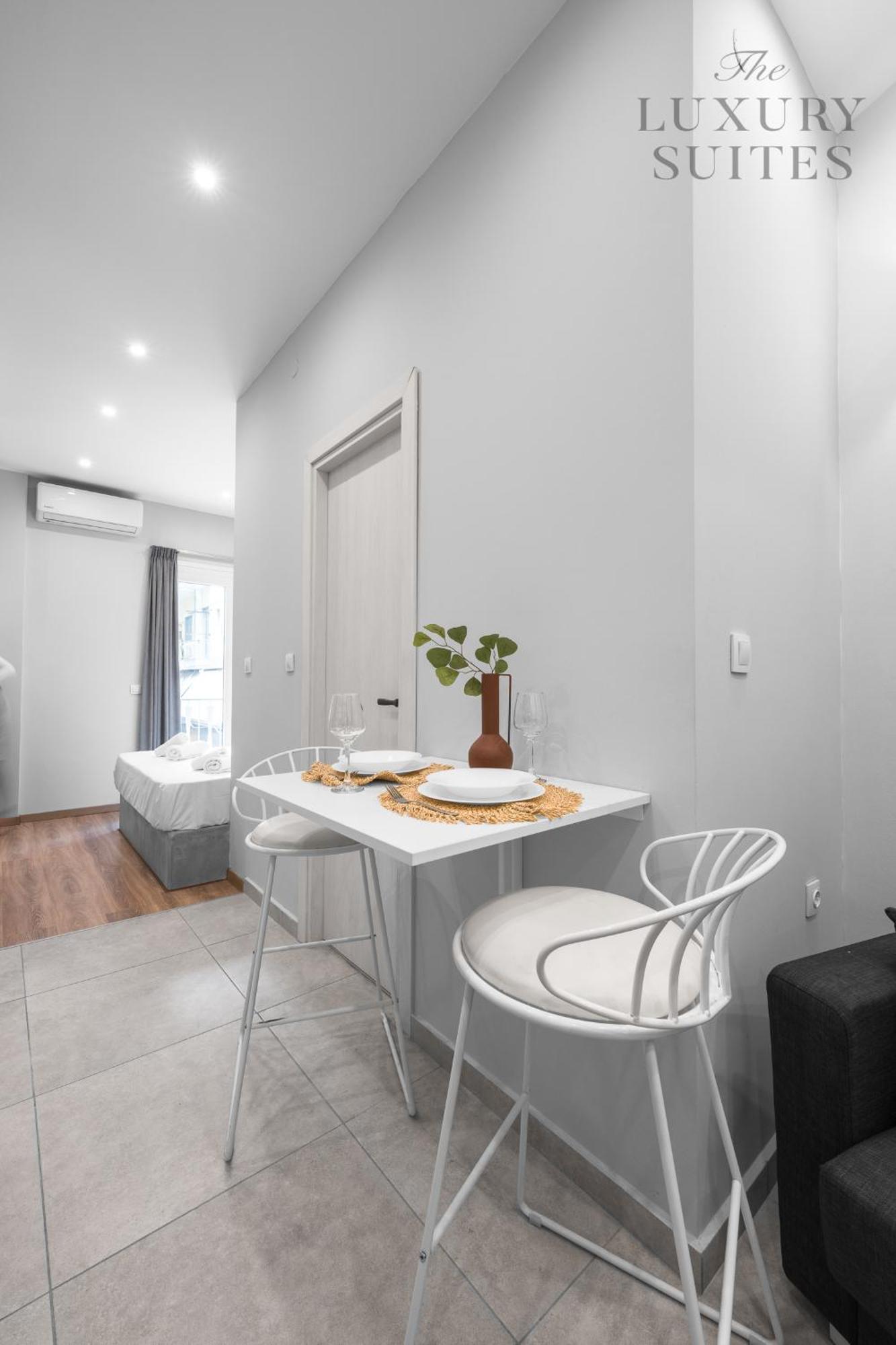 Mavili, The Luxury Suites Salonicco Esterno foto